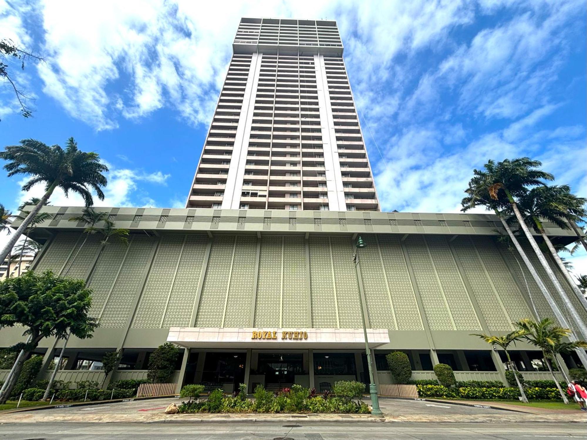 Вилла Royal Kuhio 1812 - 1Br With Partial Ocean View In The Heart Of Waikiki With Free Parking! Гонолулу Экстерьер фото